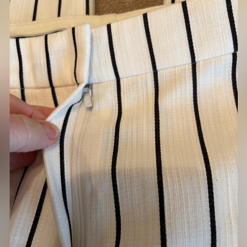 Carlisle Striped White and Black Women’s Dress Pants Size 4 - Picture 7 of 8